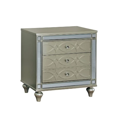 2pc Queen La Mesa Bedroom Set With Nightstand Silver - HOMES: Inside + Out 4 2pc Queen La Mesa Bedroom Set With Nightstand Silver - HOMES: Inside + Out - Image 2
