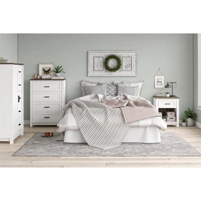 Sandlin Gentleman's Chest White - Room & Joy 7 Sandlin Gentleman's Chest White - Room & Joy - Image 5