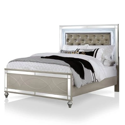2pc Queen La Mesa Bedroom Set With Nightstand Silver - HOMES: Inside + Out 6 2pc Queen La Mesa Bedroom Set With Nightstand Silver - HOMES: Inside + Out - Image 4