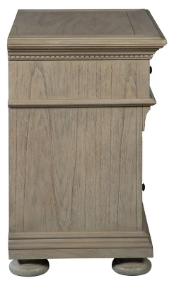 Hekman 25263 Three Drawer Night Stand 799 5 Hekman 25263 Three Drawer Night Stand 799 - Image 3